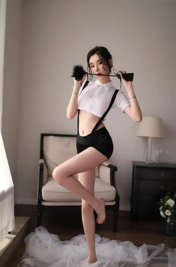 兔女郎超级小短裙a字女性感骚冰丝约会裙(code:G94)
